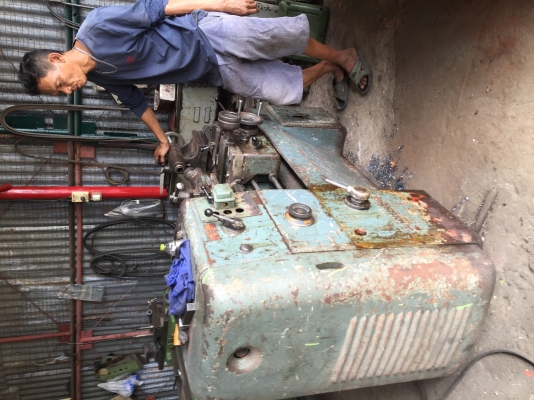 ขายกลึงญี่ปุ่น2เพลา4ฟุตครึ่งพร้อมใช้เสียงดังนิดหน่อยครับ