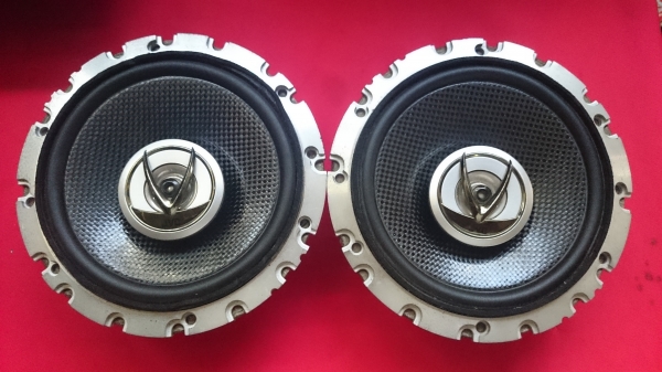 ลำโพงกลางแหลม 2 way ลายเคฟร่าแม่เหล็กเหลว JVC CS-F161 160w