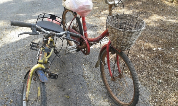 จักรยานตราจรเข้คันเดียว จักรยานตราจรเข้คันเดียว