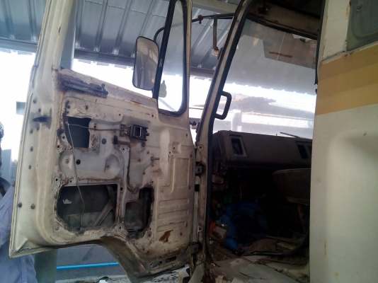 สิบล้อ อีซูชุ ร็อคกี่ 175 ช่วงลางใหญ 2เพา สโลส สภาพใช้งานได้ปกติ ทะเบียนพร้อมโอน ราคา 395,000บ ถูกๆ