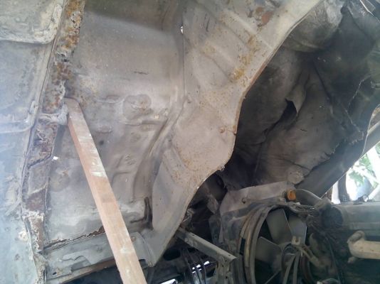 สิบล้อ อีซูชุ ร็อคกี่ 175 ช่วงลางใหญ 2เพา สโลส สภาพใช้งานได้ปกติ ทะเบียนพร้อมโอน ราคา 395,000บ ถูกๆ