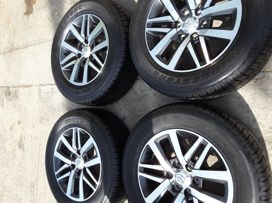 ล้อ toyota fortuner ขอบ 18 พร้อมยางป้ายแดง ชุดล่ะ 33,800