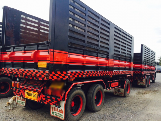 Hino 344 ปี58 ดั๊มเกษร แม่ สูง2.30 ยาว 6.10 กว้าง 2.50 ลูก สูง2.30 ยาว 6.80 กว้าง 2.50 สนใจติดต่อ 093-1406977 เต้