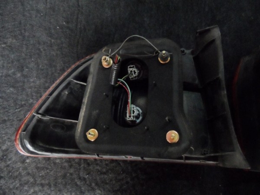 ขาย ไฟท้ายรถยนต์ ฮอนด้า ซีวิค ปี99  Honda Civic 99 ของแท้นำเข้าจากญี่ปุ่น