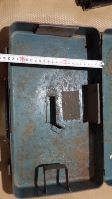 กล่องเหล็กหนาๆ makitaสภาพดี ล็อคแน่น