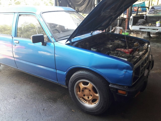 ขายถูกรถ อีซูซุ แวน 4 ประตู