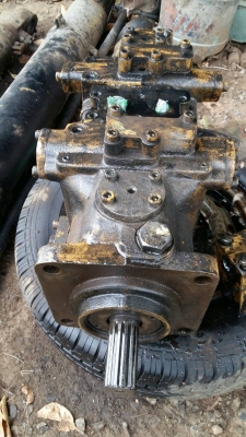 ขายครับปั้มไฮโดรลิค แมคโคร CAT 200 B รับประกันความแรงครับ