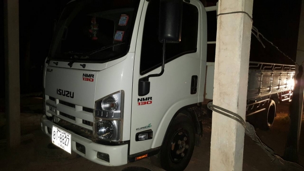 ขายรถบรรทุก 6 ล้อ ISUZU รุ่น NMR85H5FAH