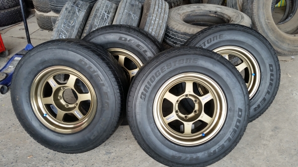 แม็กใหม่ยางมือสอง