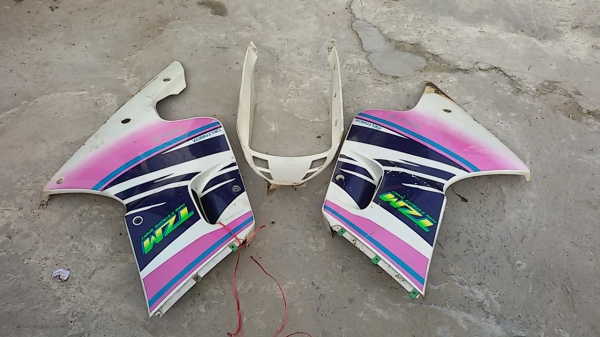 ชุดสีอกtzm