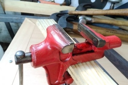 ขายปากกาจับชิ้นงานเยอรมัน สีแดงสดMade in GERMANY. ขายปากกาจับชิ้นงานเยอรมัน สีแดงสดMade in GERMANY.