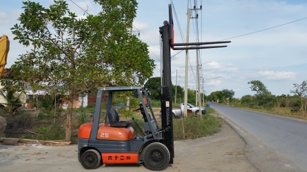 ขายด่วนรถยก TOYOTA 6FGยก2.5ตันทูฟรีงายาวๆเสาสูง3เมตรยางตันหน้าหลังรถนอกนำเข้ายังไม่เคยใช้งานในเมืองไทยเลย=รุ่นใหม่ขายถูกๆๆ ขายด่วนรถยก TOYOTA 6FGยก2.5ตันทูฟรีงายาวๆเสาสูง3เมตรยางตันหน้าหลังรถนอกนำเข้ายังไม่เคยใช้งานในเมืองไทยเลย=รุ่นใหม่ขายถูกๆๆ