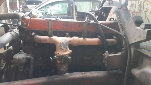 รถอีซูซุ 10 ล้อ ท้ายลาด เปลื่ยนเครื่อง 240 แรงม้า.    สนใจติดต่อ  081 - 6079515