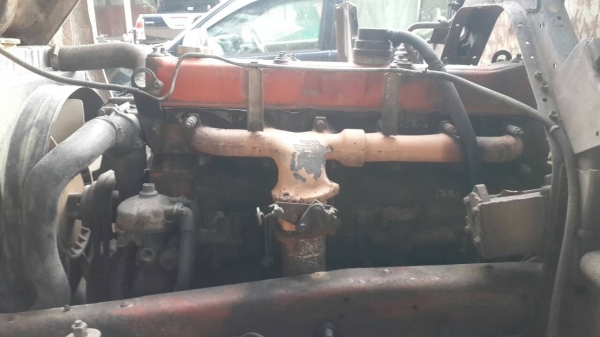 รถอีซูซุ 10 ล้อ ท้ายลาด เปลื่ยนเครื่อง 240 แรงม้า.    สนใจติดต่อ  081 - 6079515