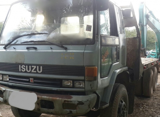 รถอีซูซุ 10 ล้อ ท้ายลาด เปลื่ยนเครื่อง 240 แรงม้า.    สนใจติดต่อ  081 - 6079515