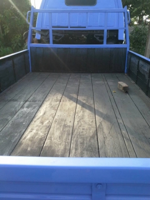 4ล้อISUZU NKR 88 แรง  รถสภาพดี พร้อมใช้ เครื่องดี ชัชชีสวย กระจกไฟฟ้า แอร์พร้อม ขาย240,000 บาท ศุภากร 081-1903107 - 081-4252943