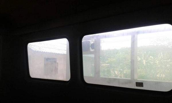 รถฮีโน่ 12 ล้อ ท้ายลาด ( เปอร์เฟีย. )  320 แรงม้า. ปี 53    สนใจติดต่อ  081 - 6079515