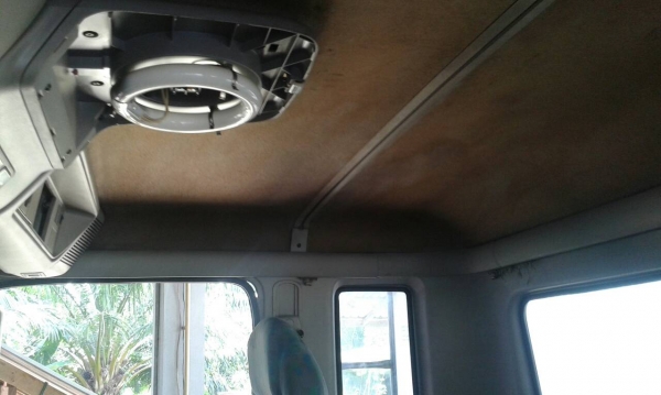 รถฮีโน่ 12 ล้อ ท้ายลาด ( เปอร์เฟีย. )  320 แรงม้า. ปี 53    สนใจติดต่อ  081 - 6079515