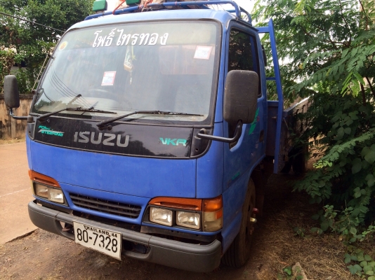 ขายด่วน  รถหกล้อ  ISUZU  NKR 130 ปี 44 สภาพดีมาก  พร้อมใช้งาน  เอกสารพร้อม
