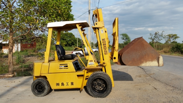 ขายด่วนรถยกดีเซลKOMATSU 2.0ตัน เสาสูง3เมตรงากะดกมีกะบะแถมให้ยางหน้าคู้รถนอกนำเข้ายังไม่เคยใช้งานในเมืองไทยเลยรถพร้อมใช้ขายถูก ขายด่วนรถยกดีเซลKOMATSU 2.0ตัน เสาสูง3เมตรงากะดกมีกะบะแถมให้ยางหน้าคู้รถนอกนำเข้ายังไม่เคยใช้งานในเมืองไทยเลยรถพร้อมใช้ขายถูก