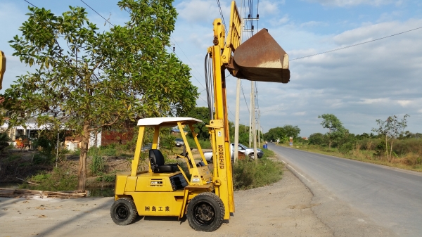 ขายด่วนรถยกดีเซลKOMATSU 2.0ตัน เสาสูง3เมตรงากะดกมีกะบะแถมให้ยางหน้าคู้รถนอกนำเข้ายังไม่เคยใช้งานในเมืองไทยเลยรถพร้อมใช้ขายถูก ขายด่วนรถยกดีเซลKOMATSU 2.0ตัน เสาสูง3เมตรงากะดกมีกะบะแถมให้ยางหน้าคู้รถนอกนำเข้ายังไม่เคยใช้งานในเมืองไทยเลยรถพร้อมใช้ขายถูก