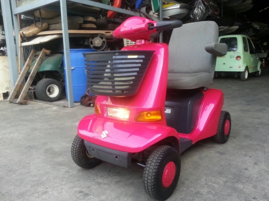 ขายรถไฟฟ้า 4ลัอ suzuki สภาพสวย ขายรถไฟฟ้า 4ลัอ suzuki สภาพสวย