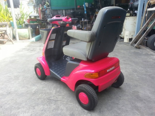 ขายรถไฟฟ้า 4ลัอ suzuki สภาพสวย ขายรถไฟฟ้า 4ลัอ suzuki สภาพสวย