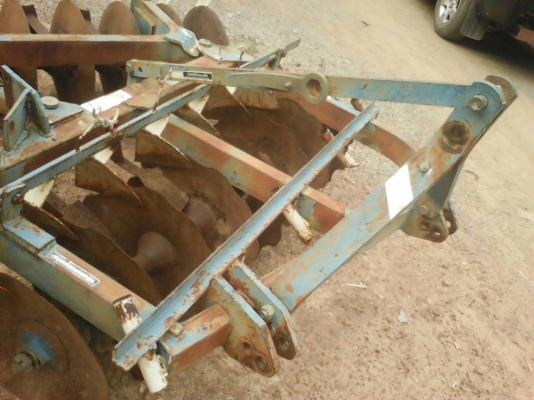 ขายผาน พรวน  2พวงติด 16 ใบ ของ CMT ขายถูกๆ ได้เท่าไร ว่ามาเลยครับ ขายได้ขายครับ