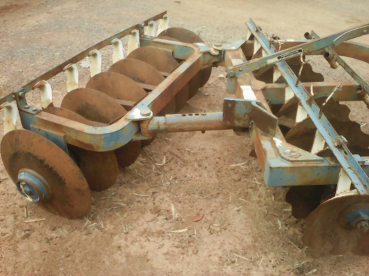 ขายผาน พรวน  2พวงติด 16 ใบ ของ CMT ขายถูกๆ ได้เท่าไร ว่ามาเลยครับ ขายได้ขายครับ