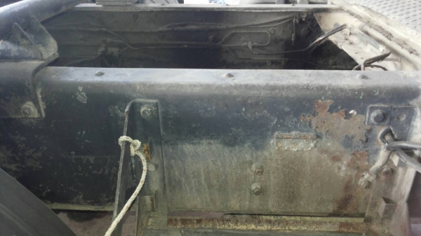 รถอีซูซุ 10 ล้อ หัวลาก FM3M 240 แรงม้า. ปี 39.  ( มีขาย 3 คัน. )   สนใจติดต่อ  081 - 6079515