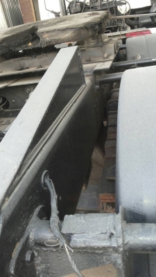 รถอีซูซุ 10 ล้อ หัวลาก FM3M 240 แรงม้า. ปี 39.  ( มีขาย 3 คัน. )   สนใจติดต่อ  081 - 6079515