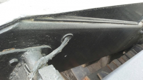 รถอีซูซุ 10 ล้อ หัวลาก FM3M 240 แรงม้า. ปี 39.  ( มีขาย 3 คัน. )   สนใจติดต่อ  081 - 6079515