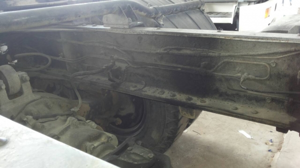 รถอีซูซุ 10 ล้อ หัวลาก FM3M 240 แรงม้า. ปี 39.  ( มีขาย 3 คัน. )   สนใจติดต่อ  081 - 6079515