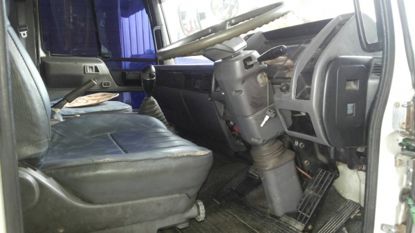 รถอีซูซุ 10 ล้อ หัวลาก FM3M 240 แรงม้า. ปี 39.  ( มีขาย 3 คัน. )   สนใจติดต่อ  081 - 6079515