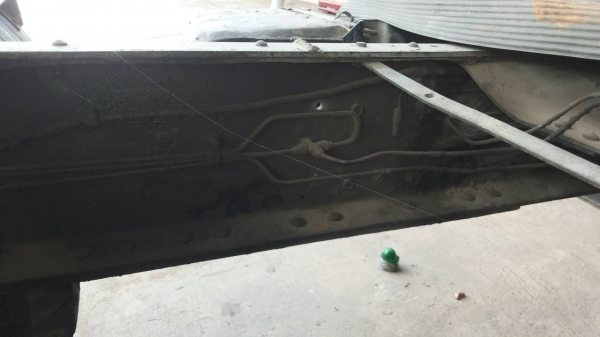 รถอีซูซุ 10 ล้อ หัวลาก FM3M 240 แรงม้า. ปี 39.  ( มีขาย 3 คัน. )   สนใจติดต่อ  081 - 6079515