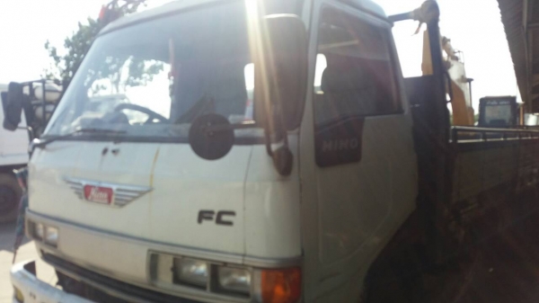 หกล้อ ฮีโน่ FC120ซุปเสีย เครืองดี แคชชีสวยมากๆ ยาว 5.50ม สภาพดีสวยพร้อมใช้ ทะเบียนพร้อมโอน ราคา 328,000บ ราคาเบาๆ