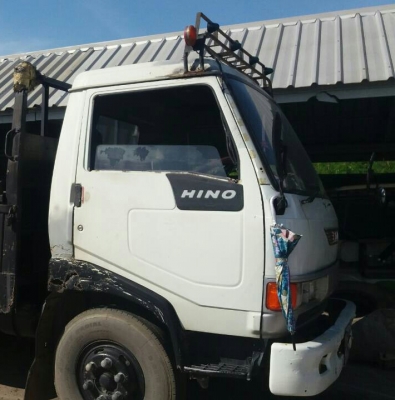 หกล้อ ฮีโน่ FC120ซุปเสีย เครืองดี แคชชีสวยมากๆ ยาว 5.50ม สภาพดีสวยพร้อมใช้ ทะเบียนพร้อมโอน ราคา 328,000บ ราคาเบาๆ