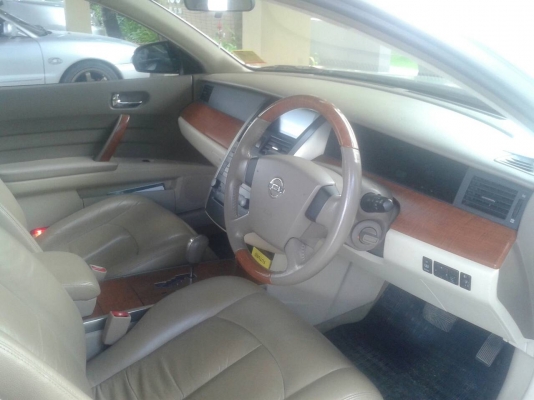 นิสสัน เทนน่า