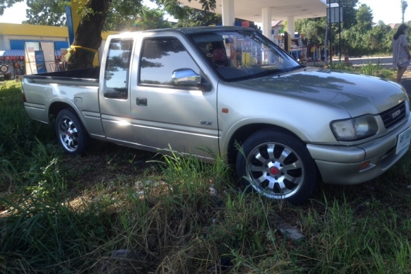 Isuzu SLX ดราก้อนอาย