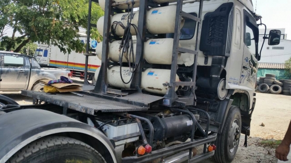 ขาย สิบล้อ หัวลาก Hino Mega EU2