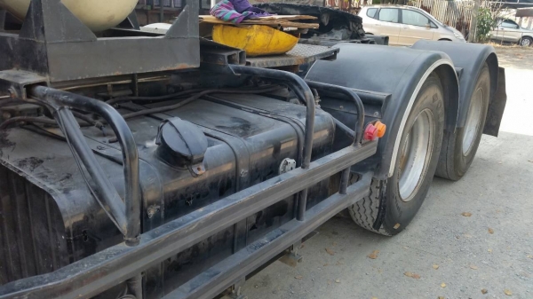 ขาย สิบล้อ หัวลาก Hino Mega EU2