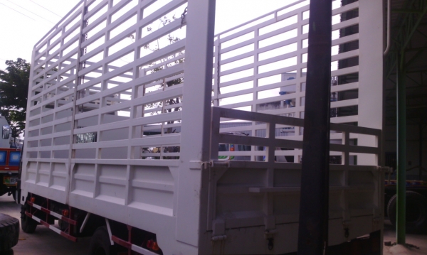 6 ล้อ HINO FC3JKB 165 แรงม้า ยาว 6 เมตร