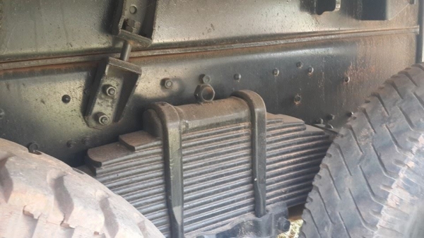 ขาย10ล้อ HINO 3H 220 เครื่องEM100 แชชซีสวย กระบะ3มิตร แชชซีสวย เครื่องดีพร้อมวิ่งงาน