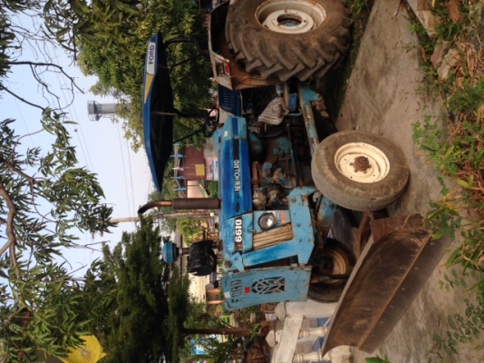 ขาย ฟอร์ด 6600  320000 บาท 0817726003