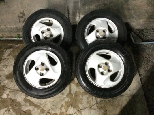 ด่วน แม็ก13*4-100 มิตซู พร้อมยางปีเก่า