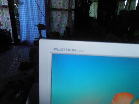 จอคอมพิวเตอร์ LG FLATRON 15 นิ้ว จอคอมพิวเตอร์ LG FLATRON 15 นิ้ว