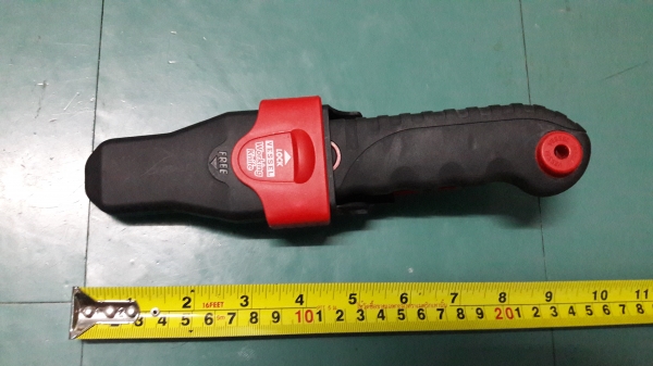 ขายมีดงานช่างไฟฟ้าด้ามเป็นฉนวนกันไฟฟ้า VESSEL