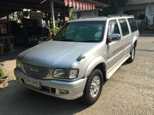 isuzu grand ADVENTUER 3.0 TURBO AUTO ปี 01