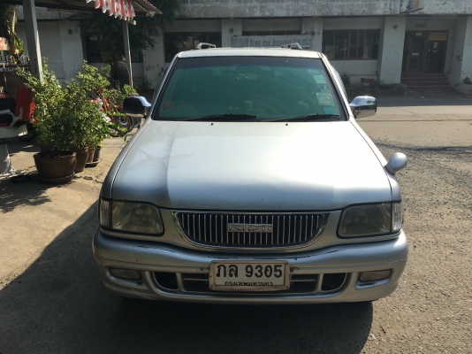 isuzu grand ADVENTUER 3.0 TURBO AUTO ปี 01