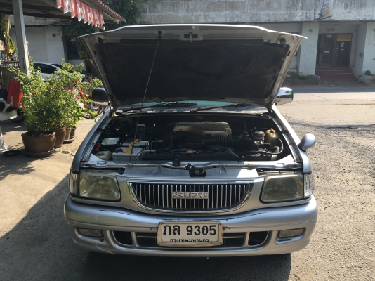 isuzu grand ADVENTUER 3.0 TURBO AUTO ปี 01